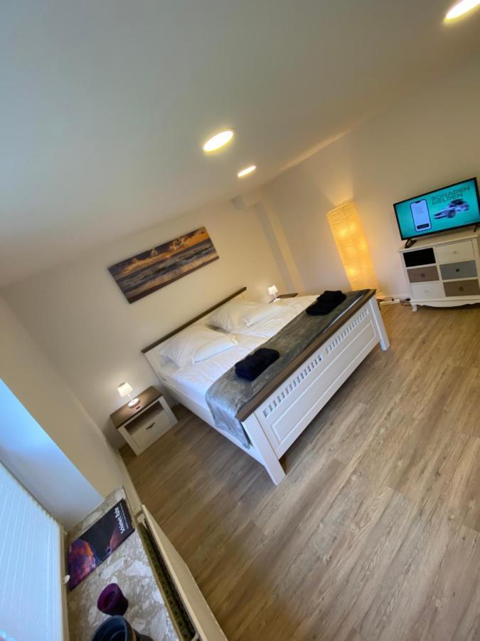 Schoene Wohnung Mit Garten Beim Outletcenter 5 Km Boostedt Dış mekan fotoğraf