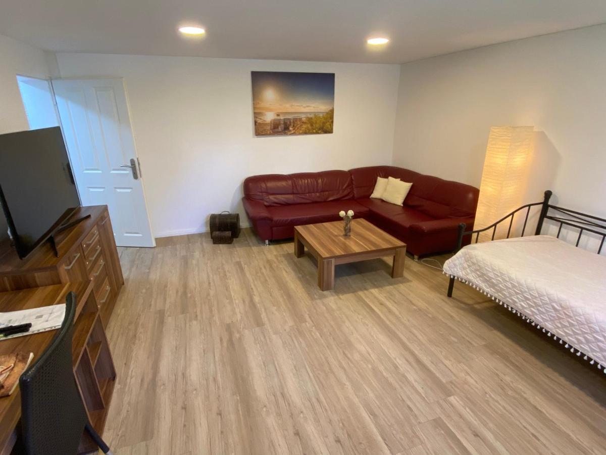 Schoene Wohnung Mit Garten Beim Outletcenter 5 Km Boostedt Dış mekan fotoğraf